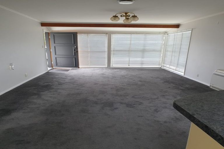 Photo of property in 1/470 Hereford Street, Linwood, Christchurch, 8011