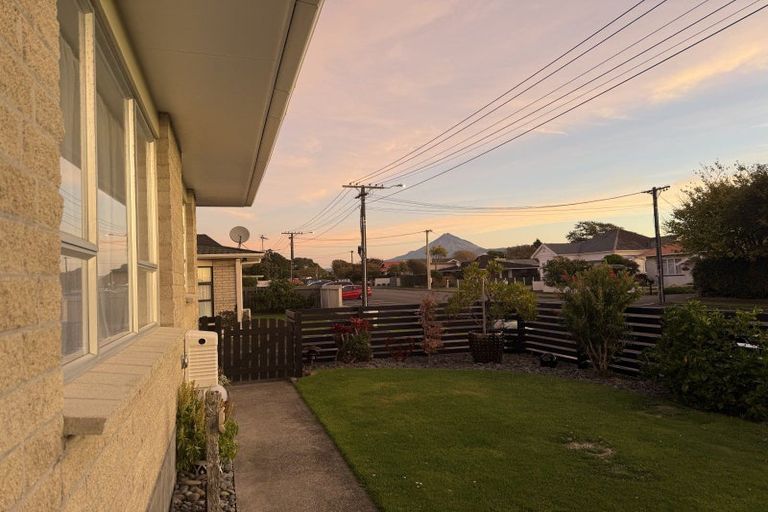 Photo of property in 5 Norman Street, Lower Vogeltown, New Plymouth, 4310