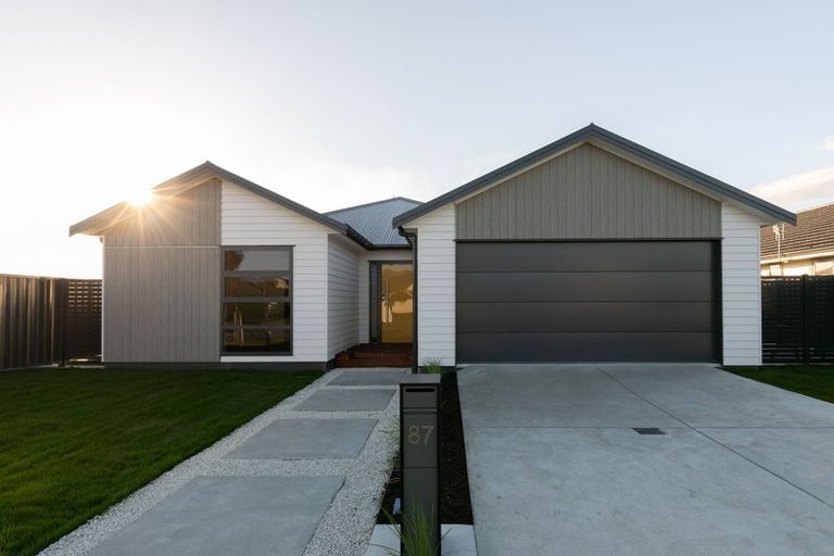 Photo of property in 87 Brookvale Road, Havelock North, 4130