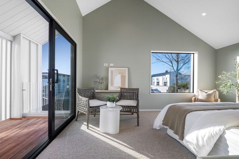 Photo of property in 70a Wai-iti Terrace, Bryndwr, Christchurch, 8052