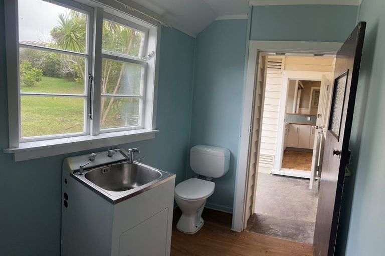 Photo of property in 64 Anzac Road, Morningside, Whangarei, 0110