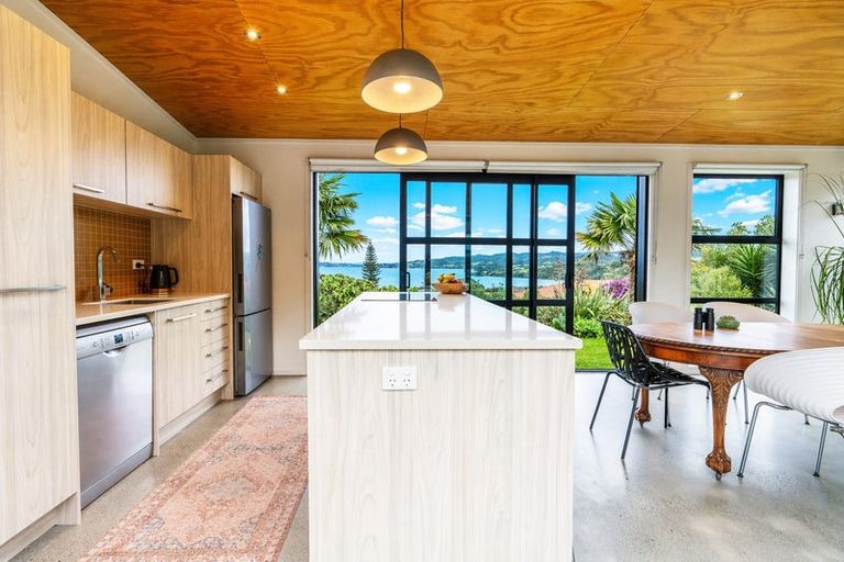 Photo of property in 29 Muritai Road, Parua Bay, Whangarei, 0174