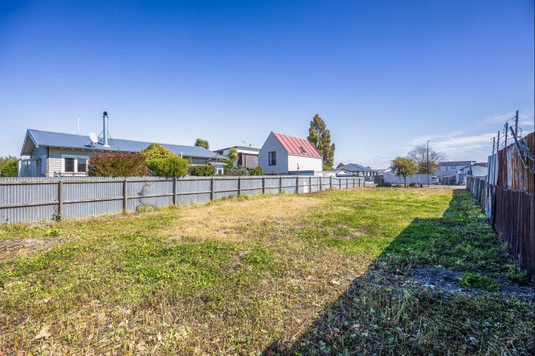 Photo of property in 102 Grafton Street, Waltham, Christchurch, 8011