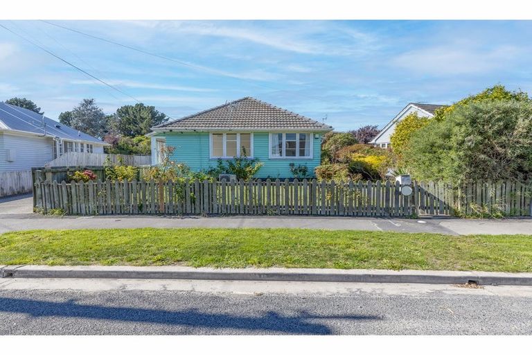 Photo of property in 9 Nalder Place, Linwood, Christchurch, 8062