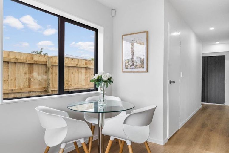 Photo of property in 1d Hollinbrigg Place, Manurewa, Auckland, 2102