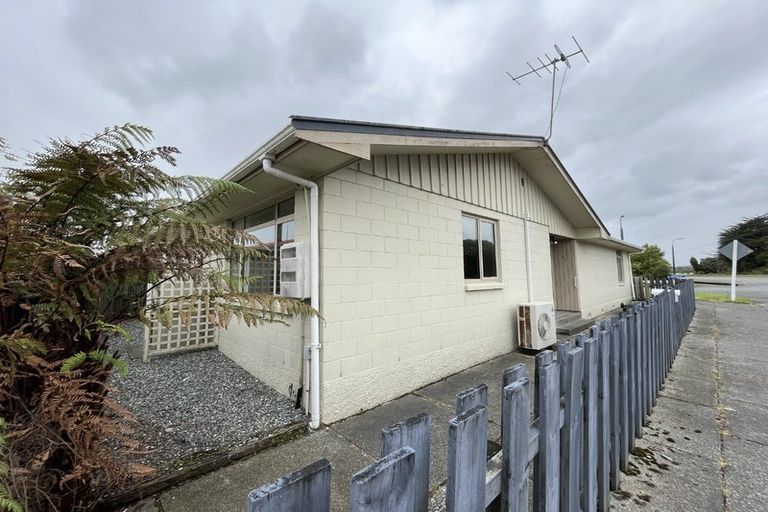 Photo of property in 220 Gibson Quay, Hokitika, 7810