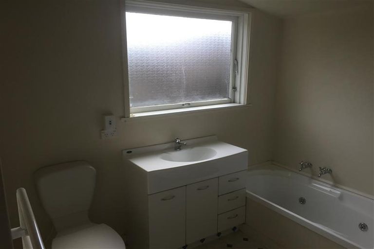 Photo of property in 798 George Street, North Dunedin, Dunedin, 9016