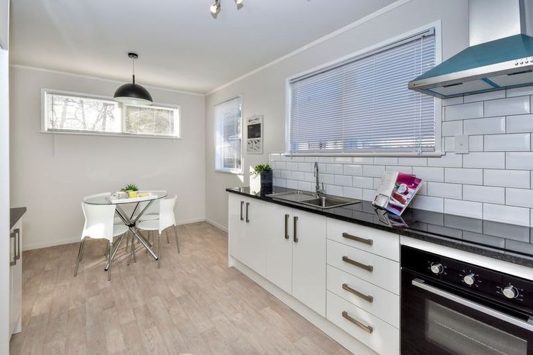 Photo of property in 7 Primrose Place, Manurewa, Auckland, 2102
