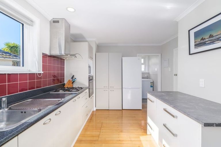 Photo of property in 11 Dix Street, Wigram, Christchurch, 8042