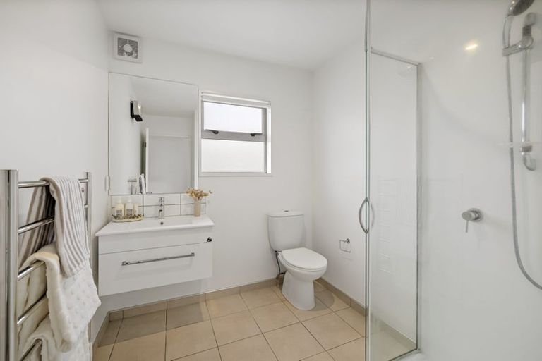 Photo of property in 140g Sherborne Street, St Albans, Christchurch, 8014