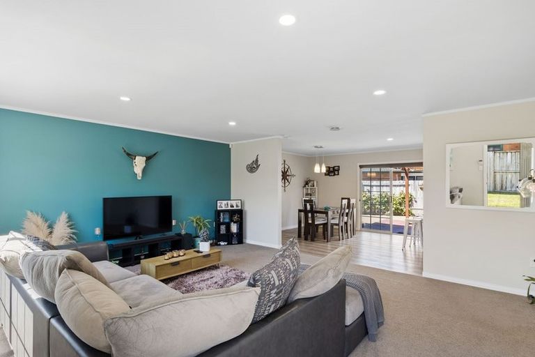 Photo of property in 14 Newfield Drive, Fairview Downs, Hamilton, 3214