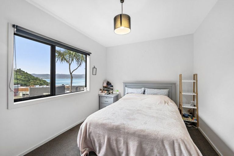 Photo of property in 9b Onslow Road, Khandallah, Wellington, 6035
