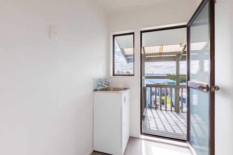 Photo of property in 1/1316 Jubilee Street, Mayfair, Hastings, 4122