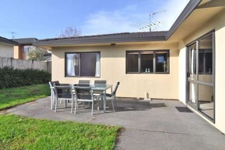 Photo of property in 39 Ian Sage Avenue, Long Bay, Auckland, 0630