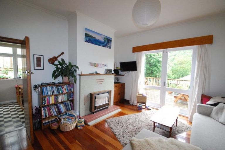Photo of property in 26 Rhine Street, Island Bay, Wellington, 6023
