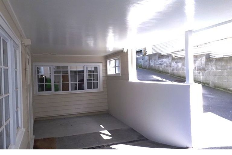 Photo of property in 97a Tasman Street, Mount Cook, Wellington, 6021