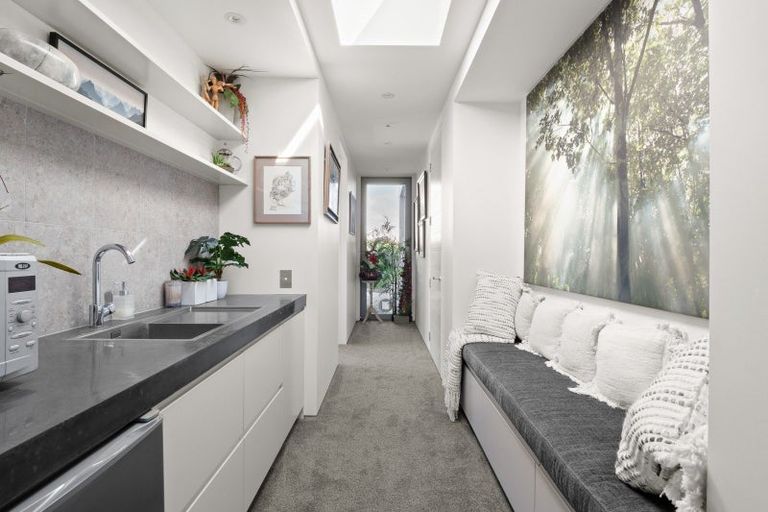 Photo of property in 6 Caldwell Lane, Lake Hayes, Queenstown, 9371