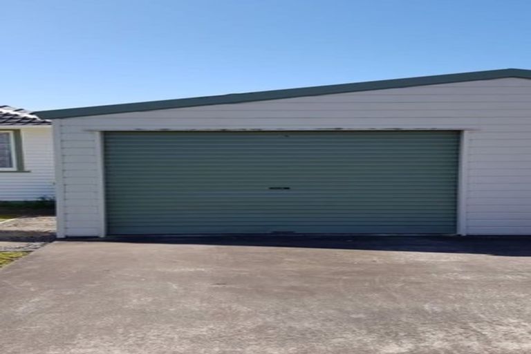 Photo of property in 76 Tiro Tiro Road, Levin, 5510