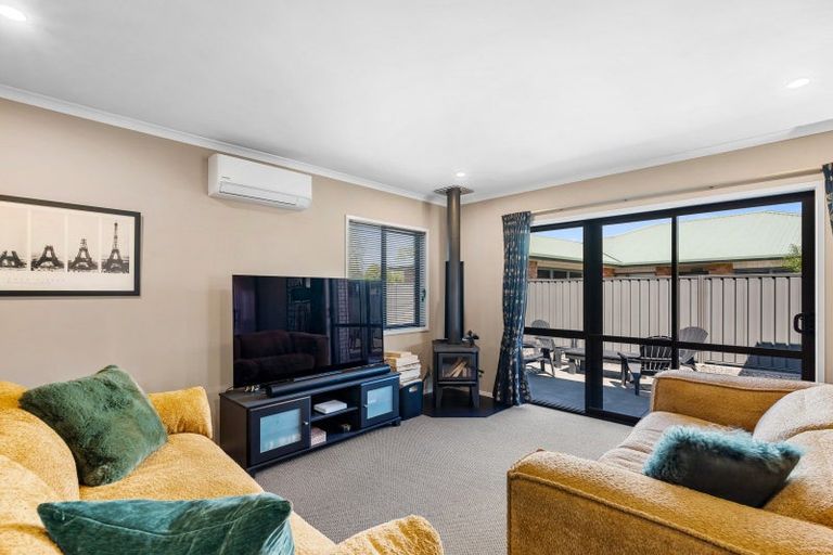 Photo of property in 11 Lewis Way, Poraiti, Napier, 4112