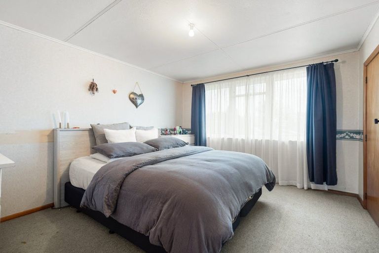 Photo of property in 21 Pollen Crescent, Melville, Hamilton, 3206