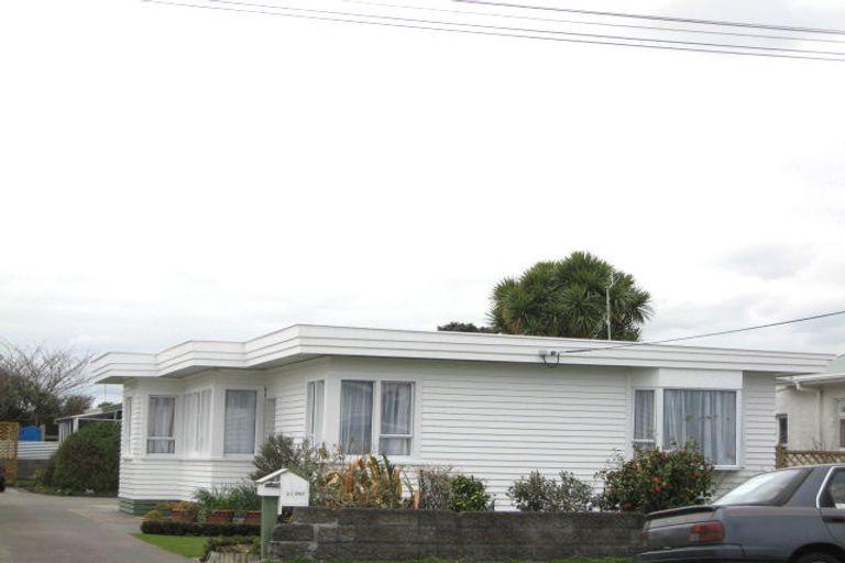 Photo of property in 5 Rainsford Street, Moturoa, New Plymouth, 4310