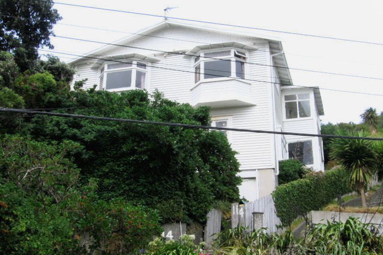 Photo of property in 114 Eden Street, Island Bay, Wellington, 6023