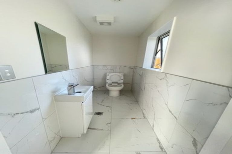 Photo of property in 74c Thompson Terrace, Manurewa, Auckland, 2102