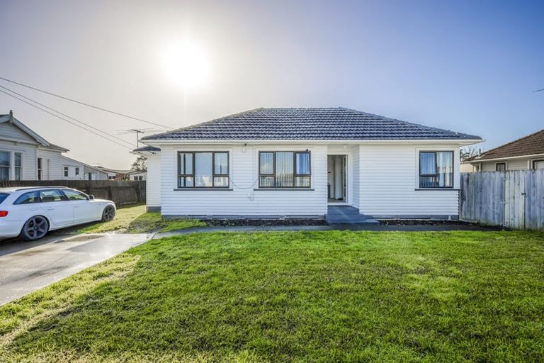Photo of property in 36 Hunua Road, Papakura, 2110