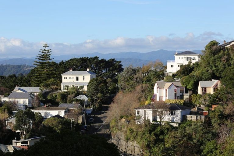 Photo of property in 6f3 Whaui Street, Vogeltown, Wellington, 6021