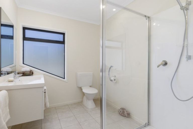 Photo of property in 43 Montrose Crescent, Huntington, Hamilton, 3210