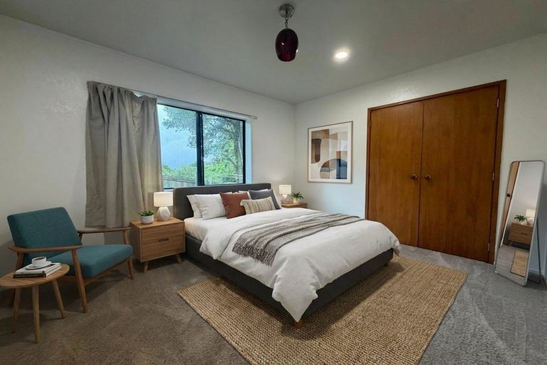 Photo of property in 40 Pigeon Mountain Road, Half Moon Bay, Auckland, 2012