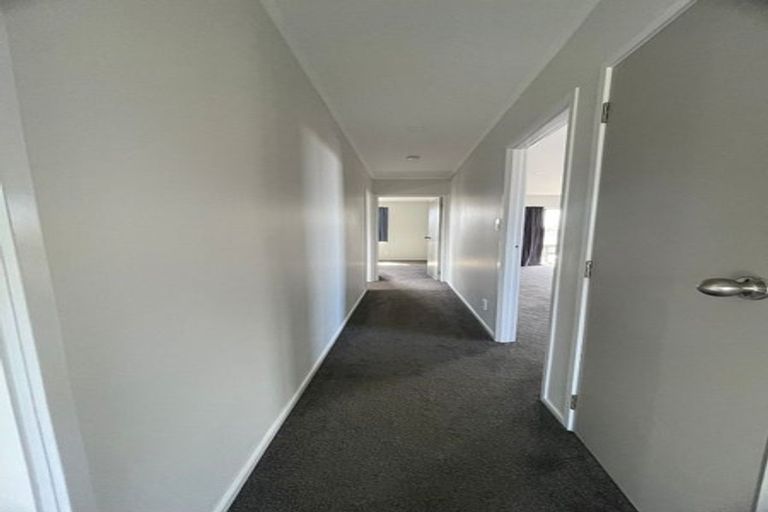 Photo of property in 3 Cade Place, Weymouth, Auckland, 2103