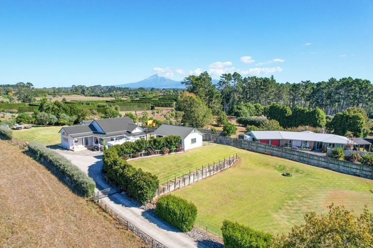Photo of property in 1312 Devon Road, Brixton, Waitara, 4382