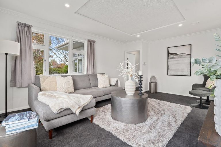Photo of property in 9 Armstrong Avenue, Carterton, 5713