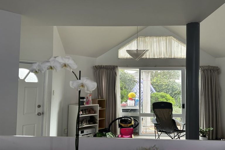 Photo of property in 2/11 Richard Avenue, Bucklands Beach, Auckland, 2014