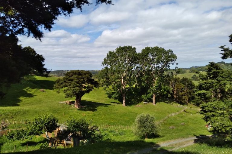 Photo of property in 910 Tangihua Road, Maungakaramea, Whangarei, 0178