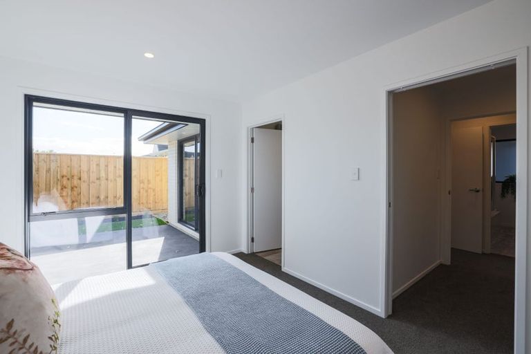 Photo of property in 2/14 Woodhouse Street, Linwood, Christchurch, 8062