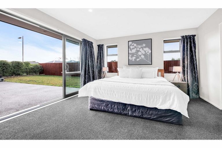 Photo of property in 10 Rhyolite Court, Rolleston, 7614