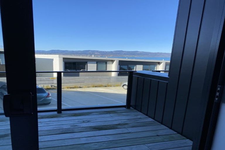 Photo of property in 15/52 High Street, Island Bay, Wellington, 6023