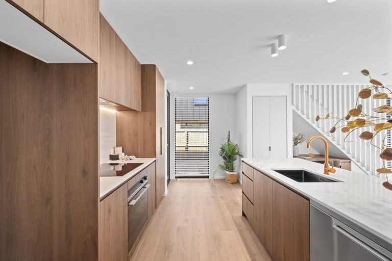 Photo of property in 2/31 Rutland Street, St Albans, Christchurch, 8014
