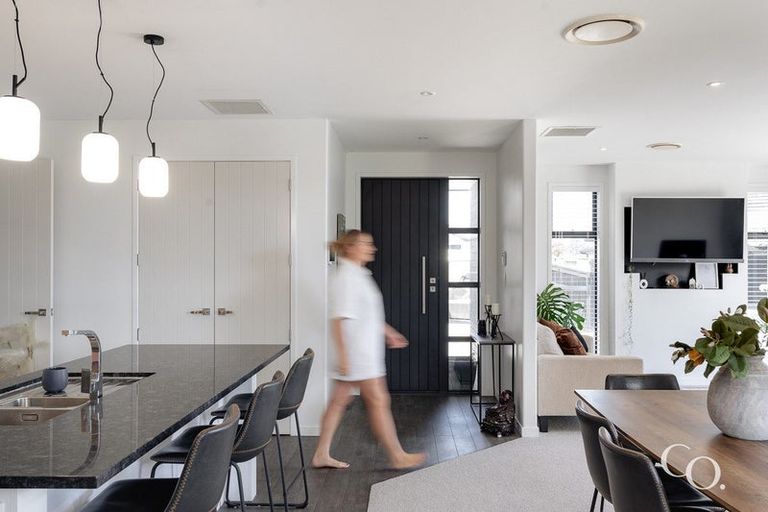 Photo of property in 51 Kahuparere Crescent, Pyes Pa, Tauranga, 3112