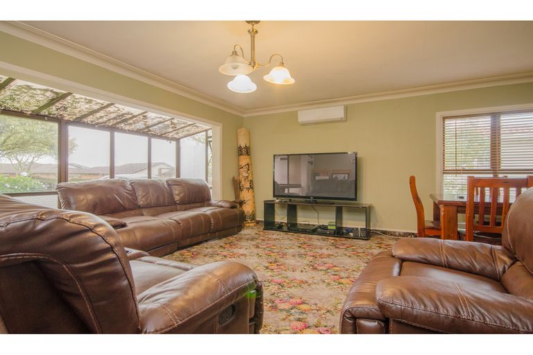 Photo of property in 68 Pukaki Road, Mangere, Auckland, 2022