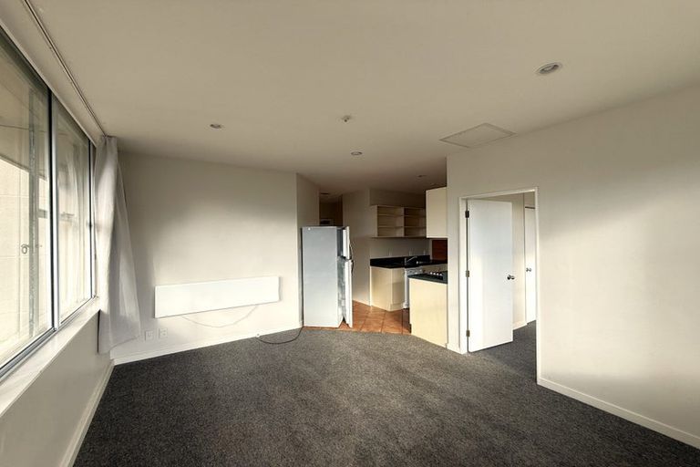 Photo of property in Terrace Tower Apartments, 126 The Terrace, Wellington Central, Wellington, 6011