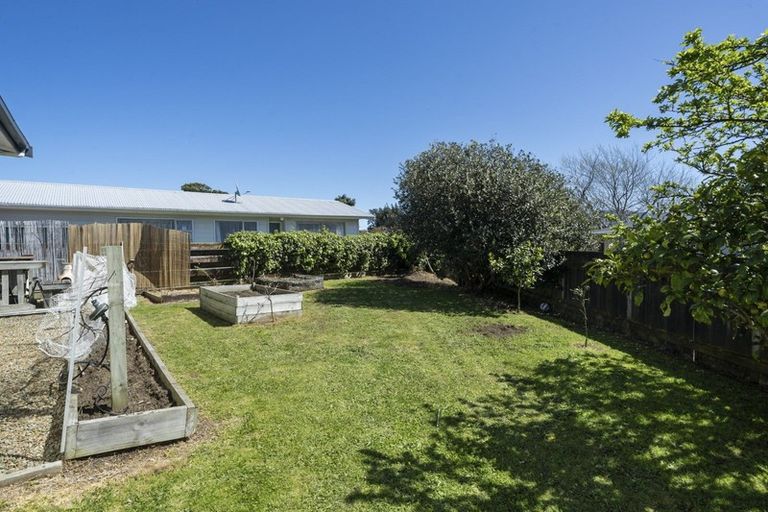 Photo of property in 43 Michael Road, Paraparaumu Beach, Paraparaumu, 5032