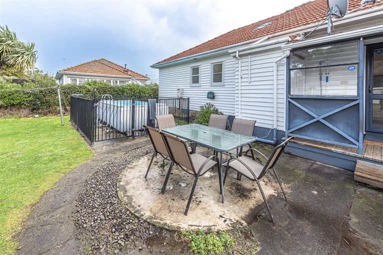 Photo of property in 6 Gunn Street, Gonville, Whanganui, 4501