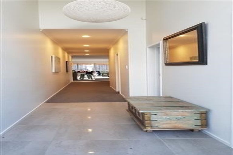 Photo of property in 7 Touhou Road, Hobsonville, Auckland, 0618