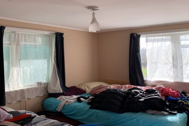 Photo of property in 1/65 Judd Crescent, Naenae, Lower Hutt, 5011