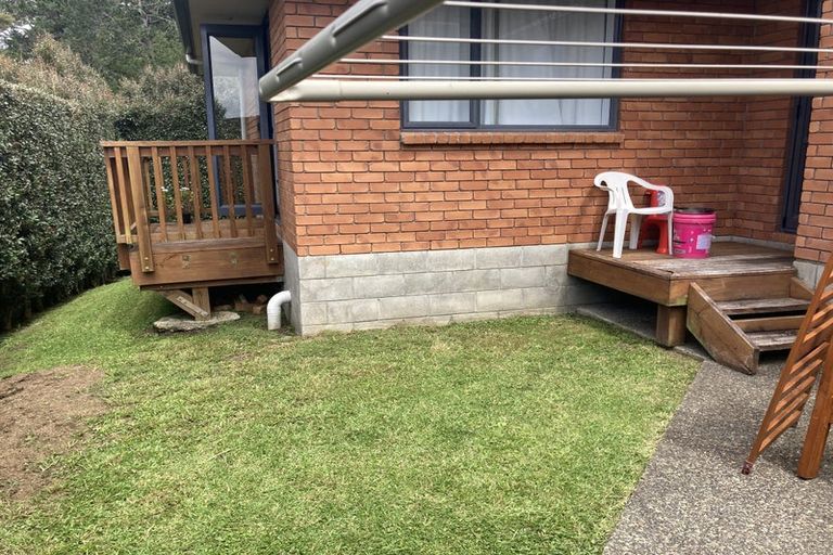 Photo of property in 1 Aberley Road, Schnapper Rock, Auckland, 0632