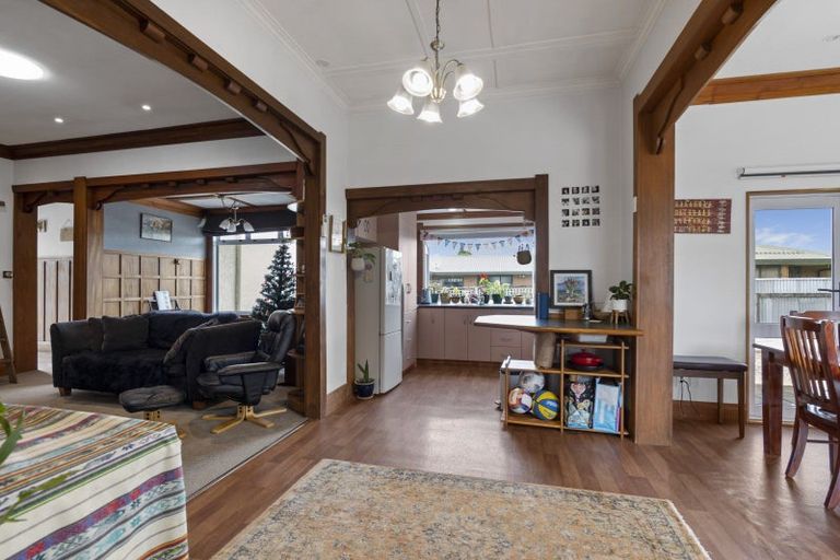 Photo of property in 15 Portia Street, Stratford, 4332