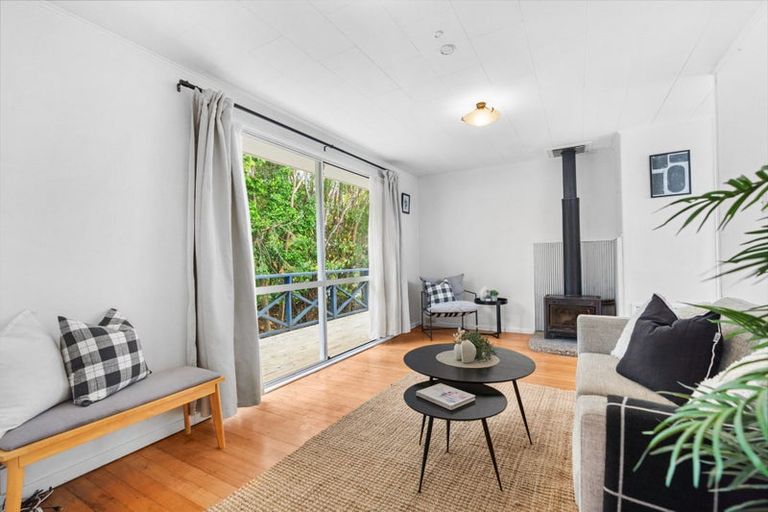 Photo of property in 2 Nikau Place, Parahaki, Whangarei, 0112